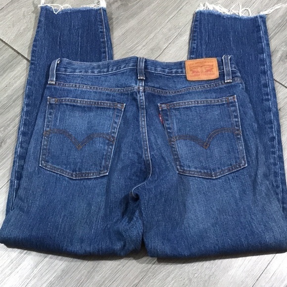 Levi’s White Oak Cone Denim “Wedgie”‎ Button Fly Fray Hem Medium Wash Jeans - Picture 5 of 15